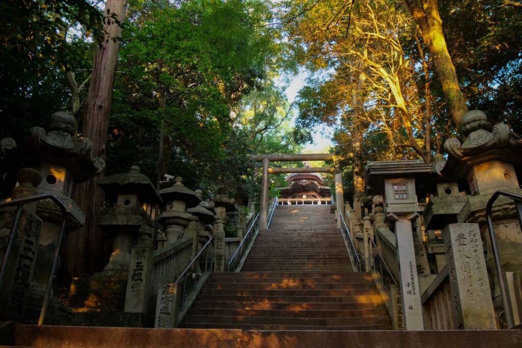 Exploring Kotohira-Gu, famous shrine of Kotohira
©Manon Mathieu