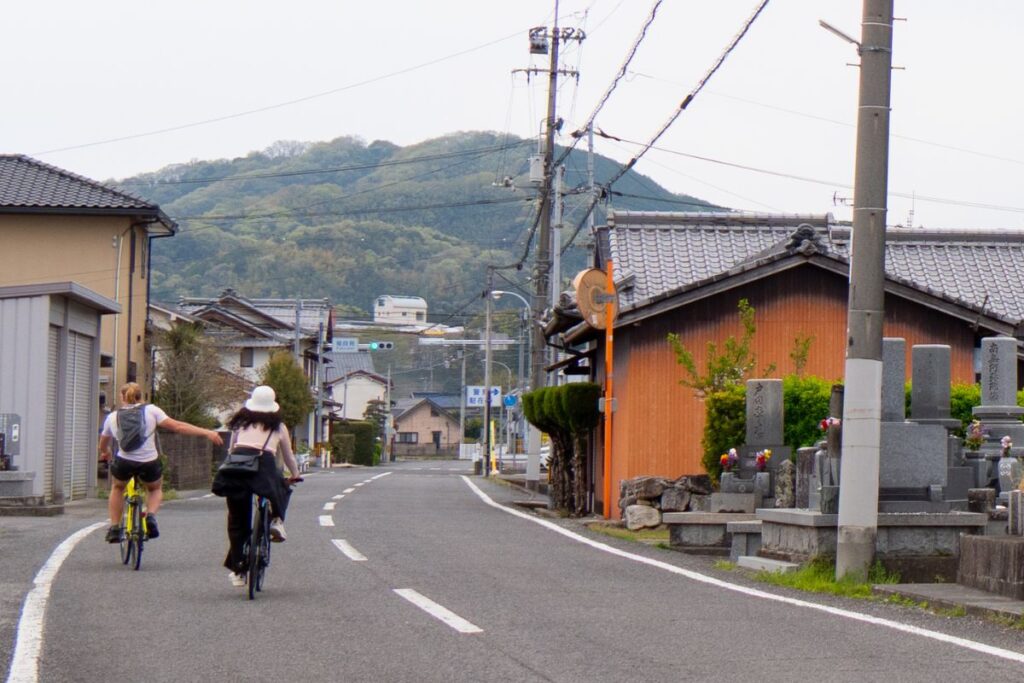 Cycling around Kotohira - small adventures for digital nomad in Kotohira.
©Manon Mathieu