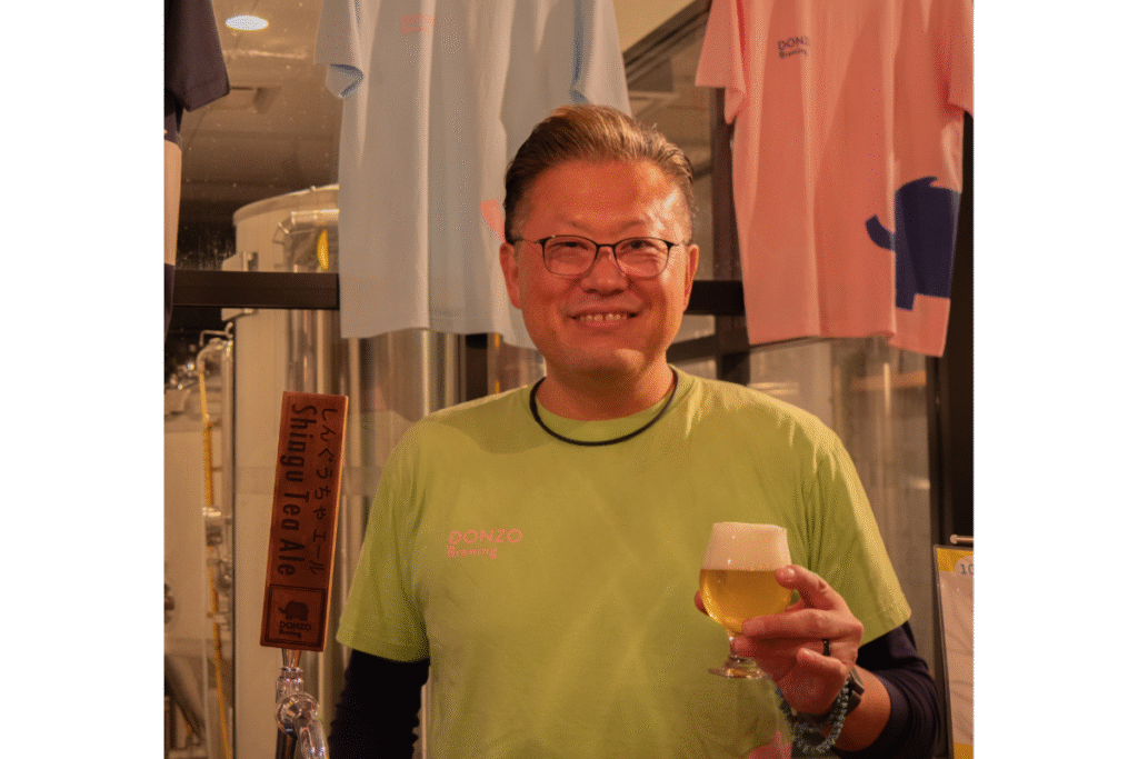 Omi san at Donzo beer. ©Manon Mathieu