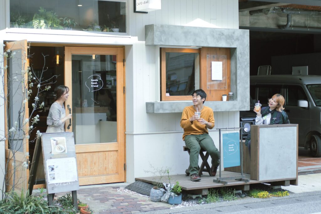 Sando Sand. Stand at Hakobune