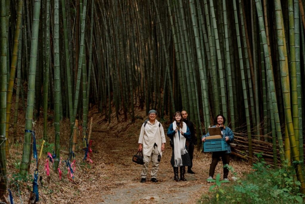 Keita Kitayama and digitals nomads in Sabumi Terrace. ©Chebi Nagai