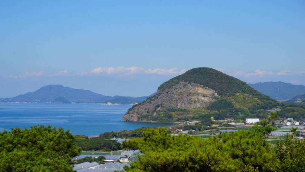 Cycling the Kagawa coastline ©
