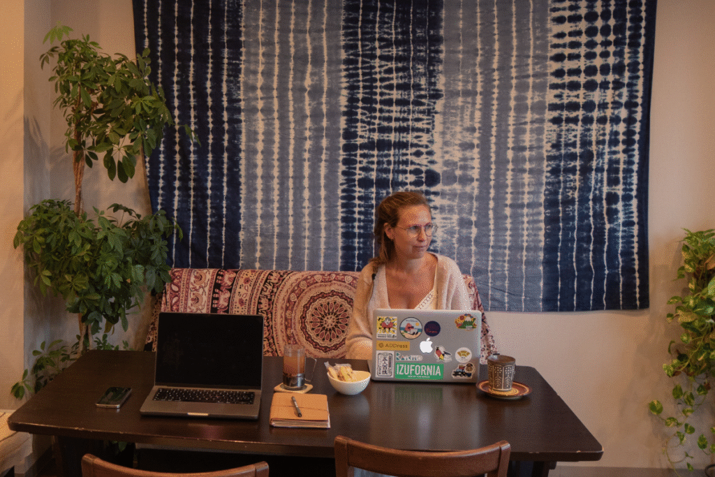 Working from cafe and coworking, perfect for a digital nomad in Kotohira ©Manon Mathieu