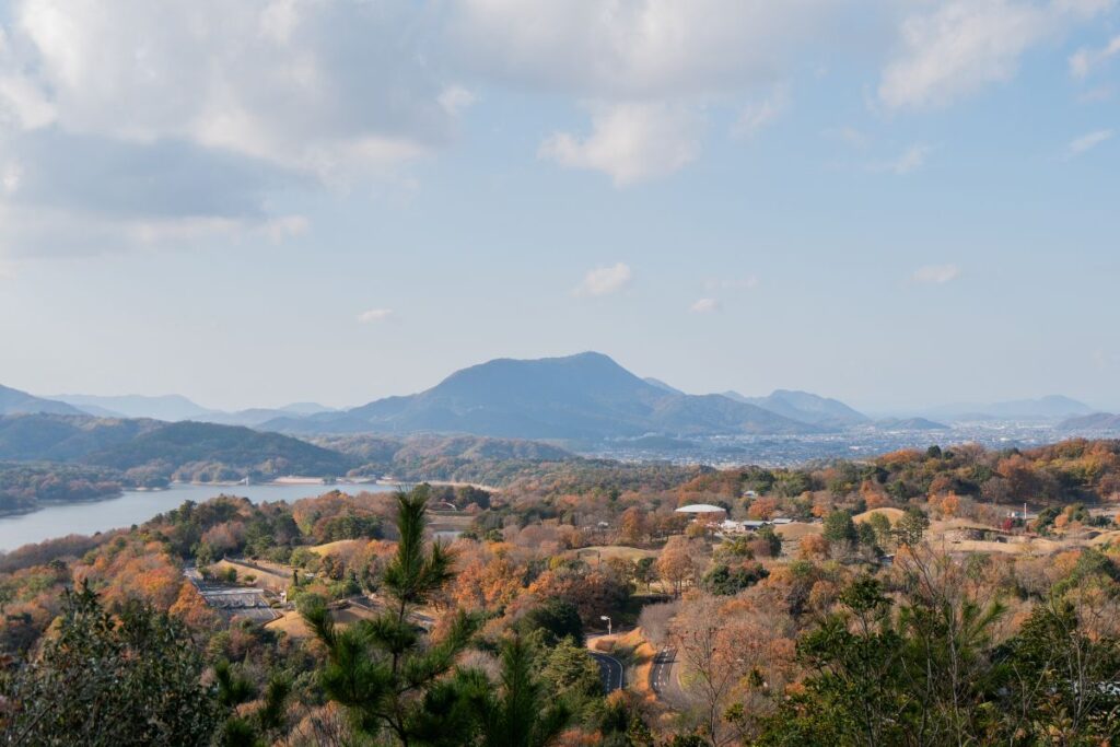 View from the hills of Manno Park. ©Manon Mathieu